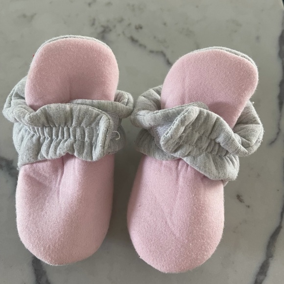Infant Baby Girls Cotton Booties Winter Fleece Warm Cozy Socks Soft Bottom . - Picture 1 of 3